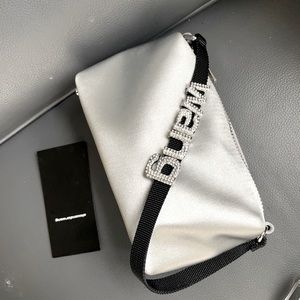 heiress medium pouch in satin